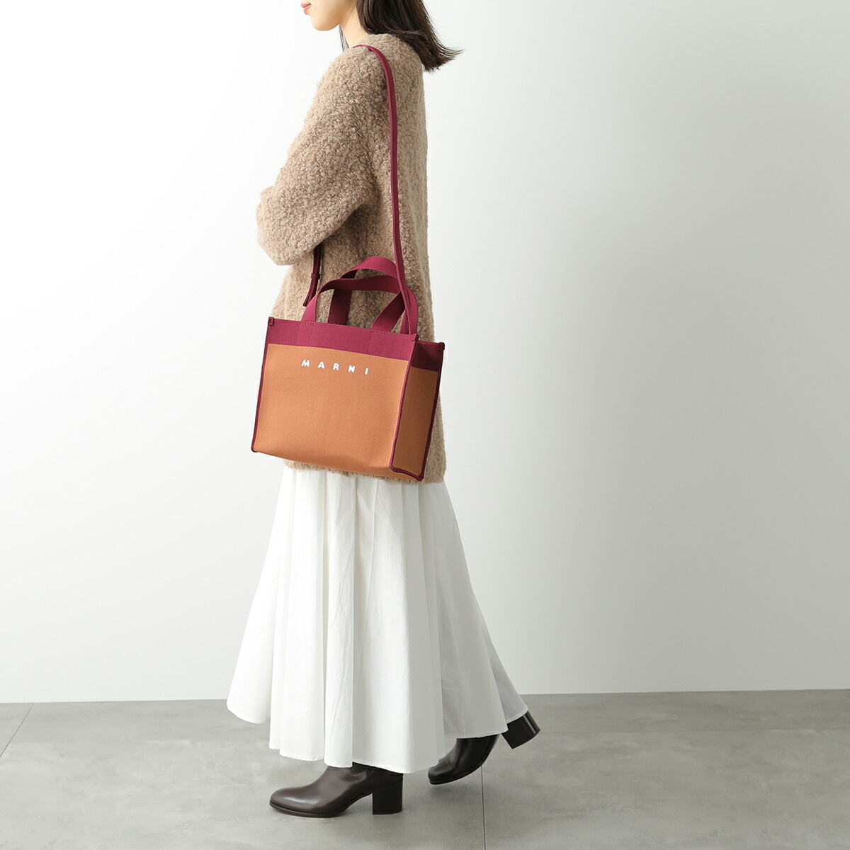関税送料込み- MARNI ロゴ ジャカードスライド MARNI マルニ ジャカード スモール ショッピングバッグ