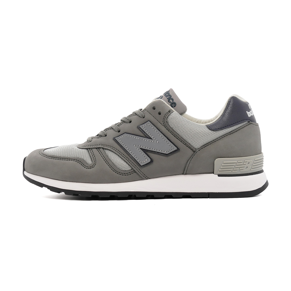 スニーカー ニューバランス NEW BALANCE M670GNS UK グレー 灰 M670GNS