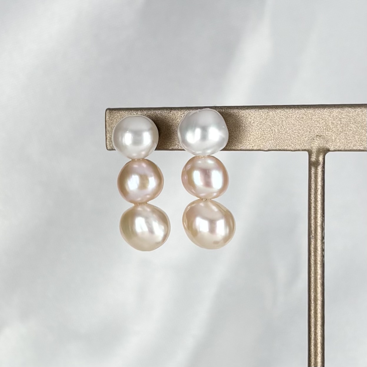 淡水真珠 3連パールピアス 6-7mm 7-8mm ホワイト ピンク オレンジ
