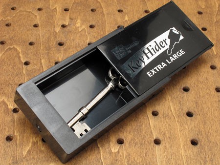 シークレットキーケース（カギ隠し） マグネット付き Key Hider3