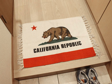 カリフォルニア・リパブリック ラグマット 洗える おしゃれ 玄関マット