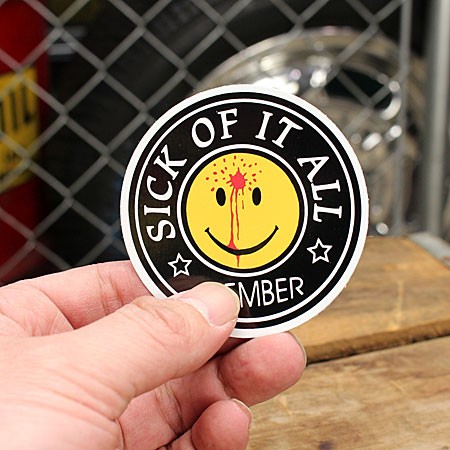 ステッカー スマイル SICK OF IT ALLのサイズ