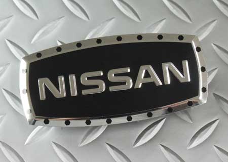 Nissan エンブレム ステッカー アメリカン おしゃれ かっこいい 車