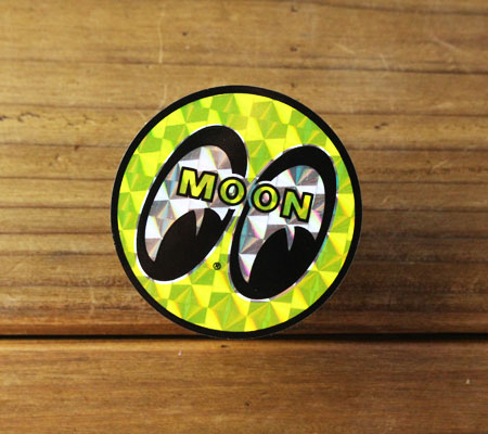 ムーンアイズ ステッカー 車 アメリカン おしゃれ バイク ヘルメット かっこいい ホットロッド MOONEYES プリズムーン 直径４cm |  | 01