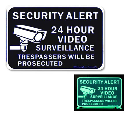 セキュリティ ダミー サインプレート 防犯カメラ アメリカン おしゃれ 壁 飾り 面白い かっこいい 蓄光 両面テープ 24時間ビデオ監視中