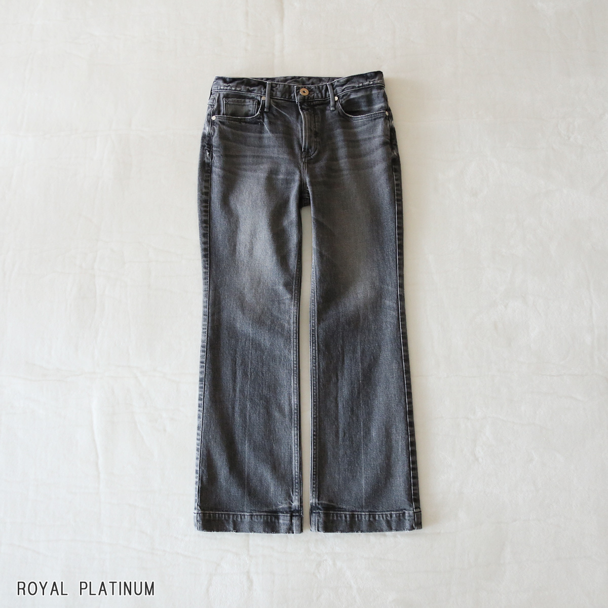 upperhights（アッパーハイツ） ミッドライズ フレアーデニム =THE