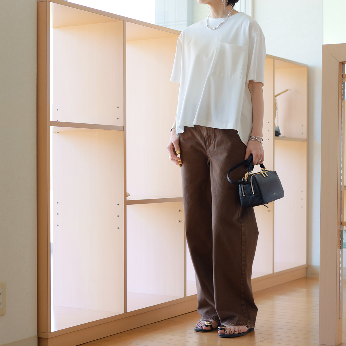 新品未使用‼️ADAWAS (アダワス)　バックピンタック切替 カットソートップス ADAWAS (アダワス) バックピンタック切替 カットソートップス