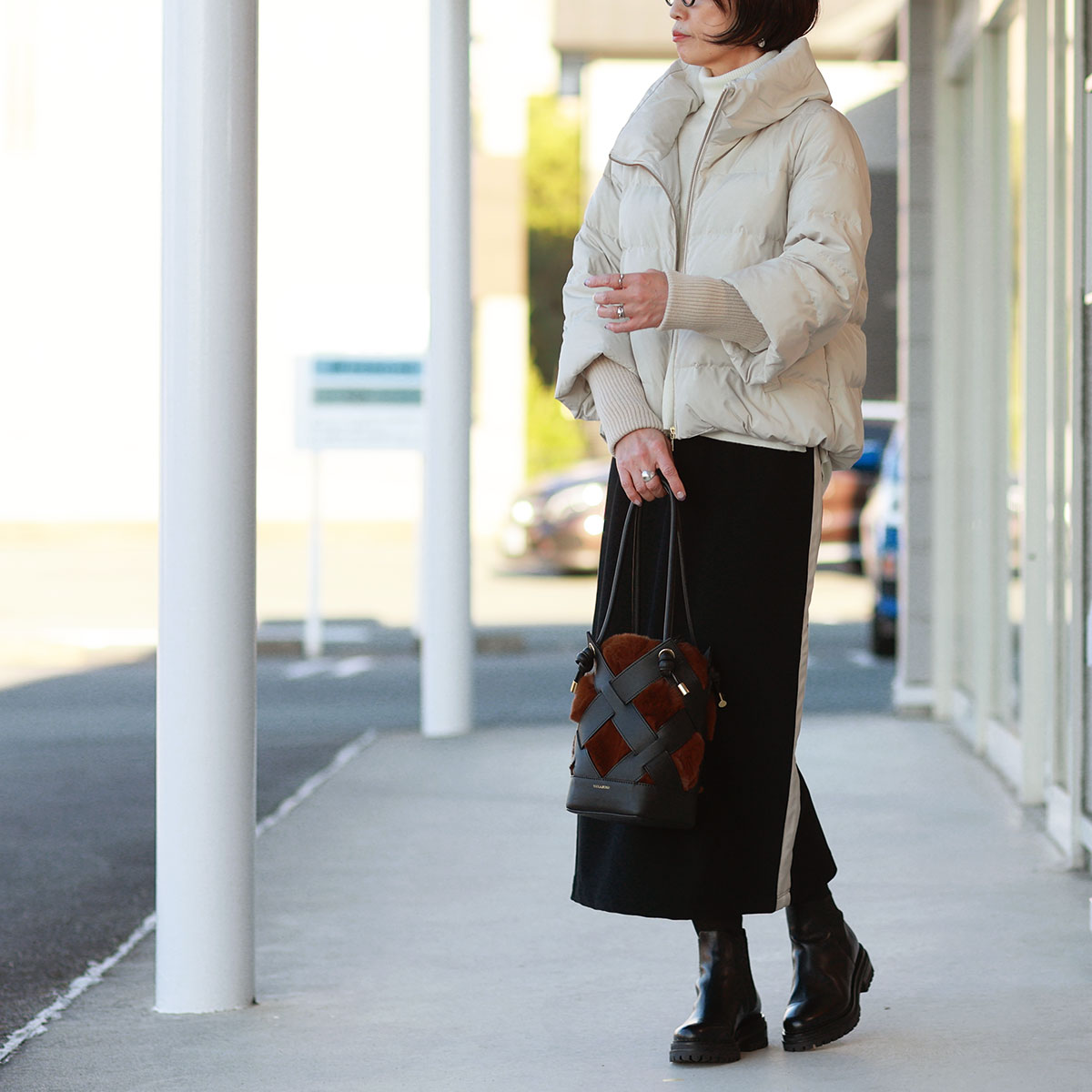 PASSIONE（パシオーネ） リブ切替スリーブ ショート ダウンコート