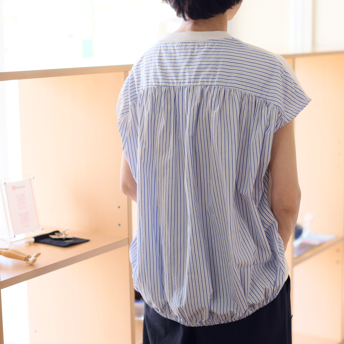MANON トップス