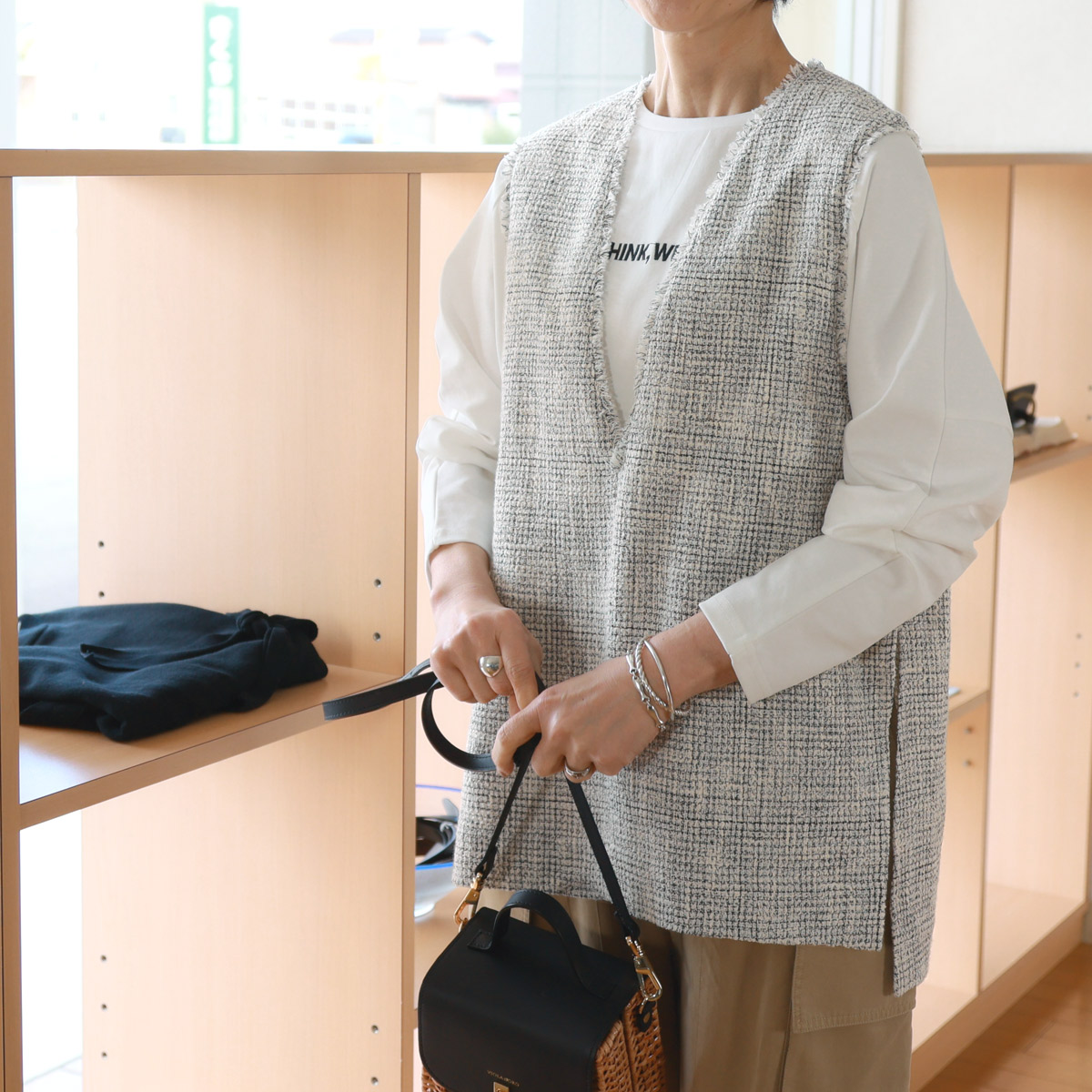 Cafune（カフネ） エアリーツイード Vネック リラックスジレ