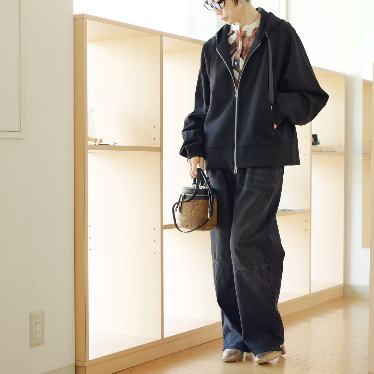 CHIGNON（シニヨン） ダンボールニット リラックスフーディー