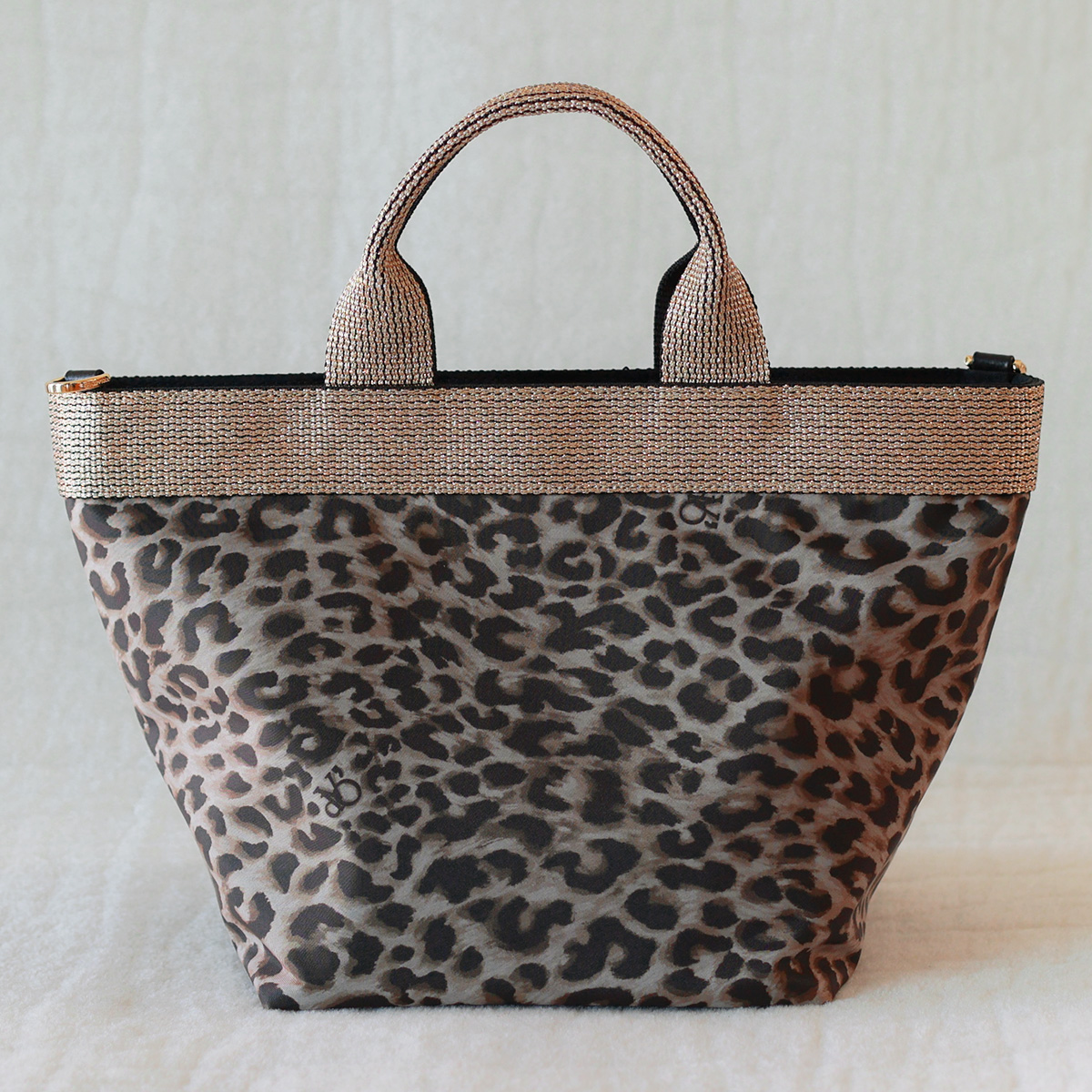 新品✨ヴィオラドーロ レオパード 2WAY レオパード トートバッグ VIOLAd'ORO（ヴィオラドーロ） 2WAY オリジナルレオパードパターン