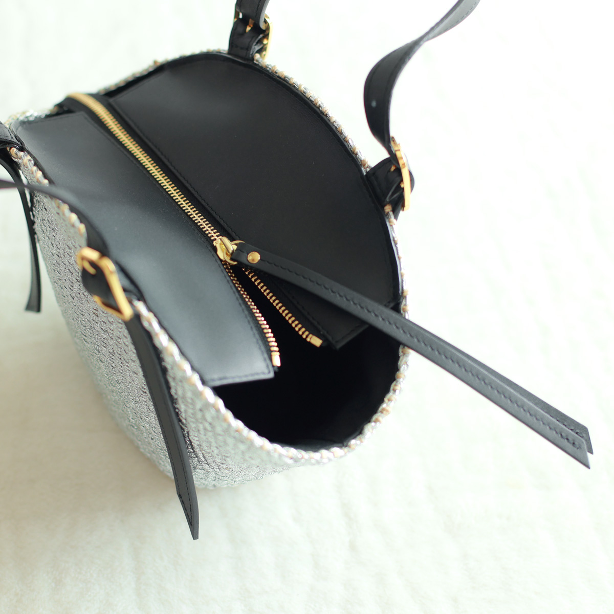 VIOLAd’ORO バッグ　アバカ×黒 VIOLAd'ORO バッグ アバカ×黒 VIOLAd'ORO 最大42%☆11/17迄 正規品