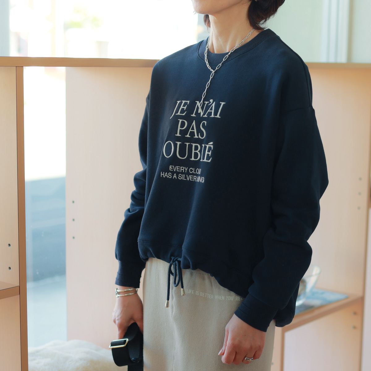Dignite collier（ディニテコリエ） エンブロイダリーレター 裏起毛 