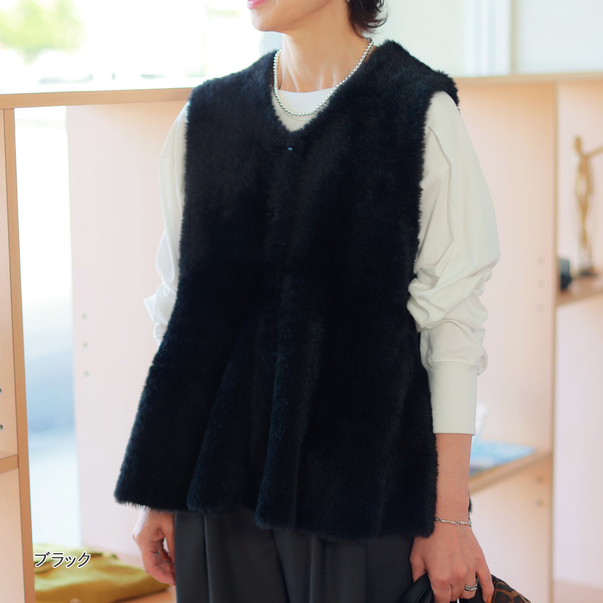 Dignite Collier フェザーヤーンペプラムジレ　ブラック Dignite collier（ディニテコリエ） フェザーヤーン ペプラムジレ