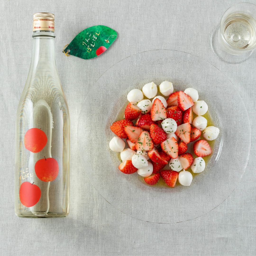 日本酒なのにびっくりりんご りんごぽむぽむ 720ml 瓶 八戸酒類