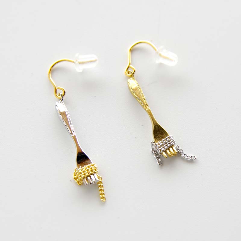 PASTA ピアス Aquvii PASTA pierce アクビ パスタ フォーク 真鍮 アクセサリー 片耳 カフェ 日本製 : 10004422  : PLAY DESIGN PLAY - 通販 - Yahoo!ショッピング