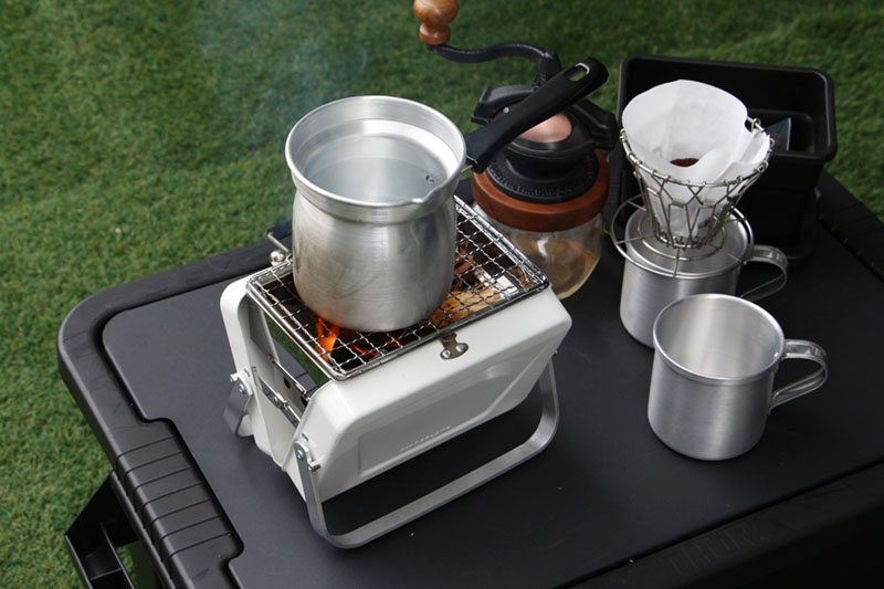 Mardouro コーヒー ウォーマー Coffee Warmer アルミ ポルトガル アウトドア キャンプ 0.7L シンプル おしゃれ 小鍋 カフェ  キッチン :10004305:PLAY DESIGN PLAY - 通販 - Yahoo!ショッピング