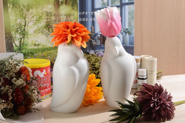 オウムの花瓶 KataKoto Parrot Vase 白磁/マット ホワイト