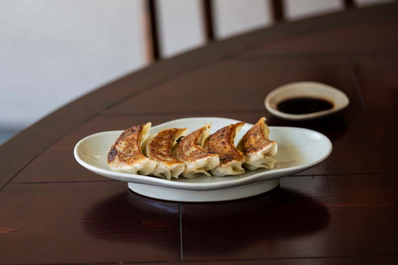 五十嵐可菜 餃子皿 zen to ゼント アイボリー/ウグイス 中華可菜飯店