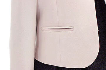 両サイドのポケット。