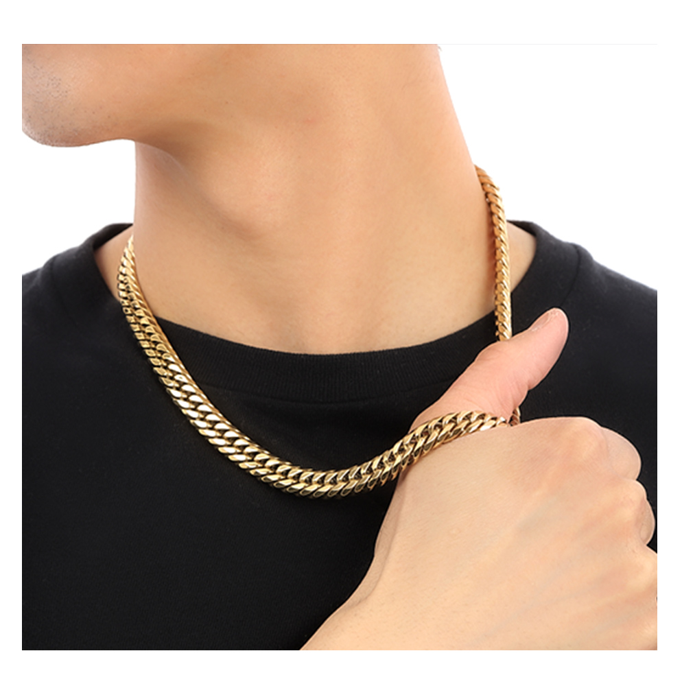 ジュエリースタジオ プラスター（Jewelry Studio PLUSTER） 喜平