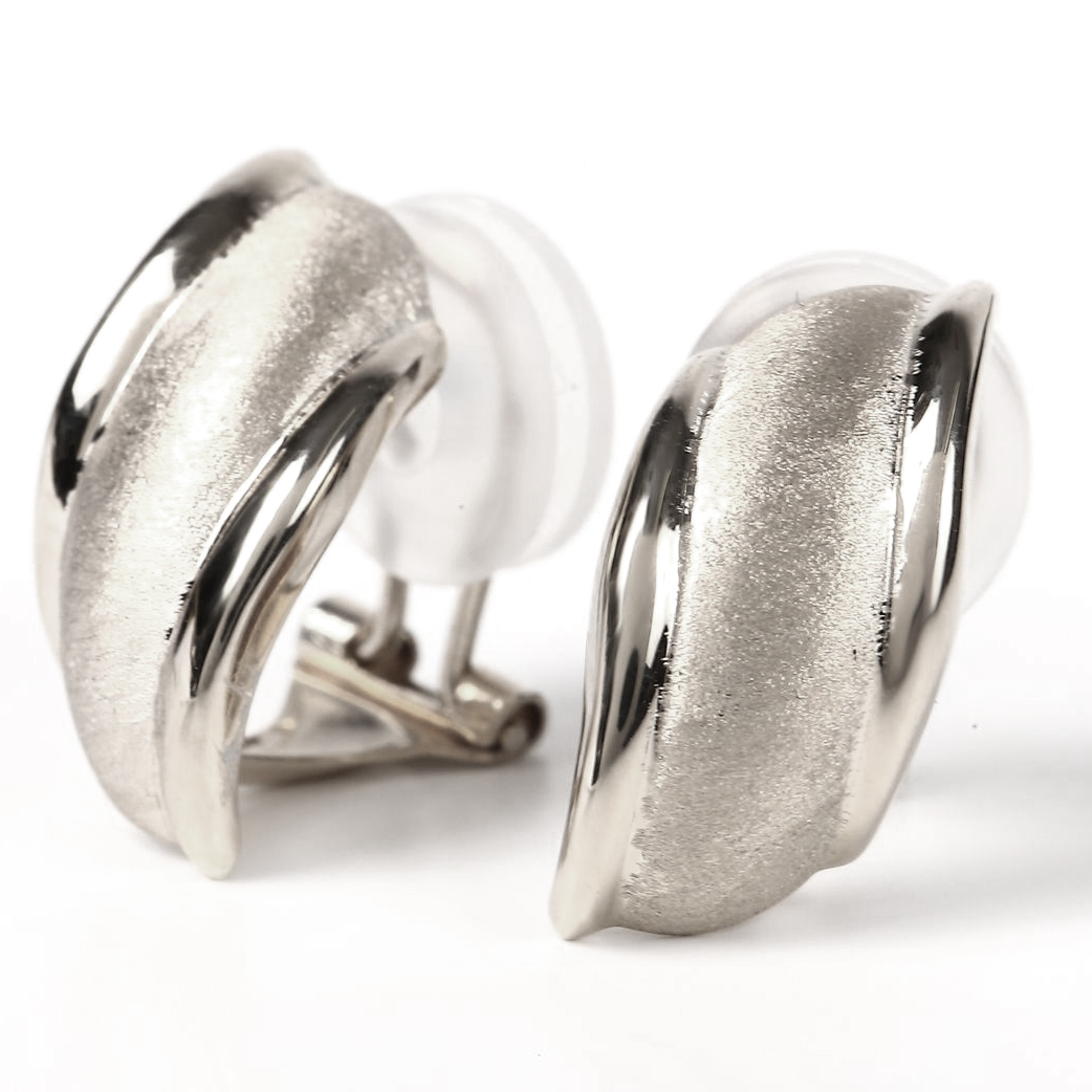 30%OFF イヤリング ゴールド 10金 アレルギー シリコンカバー付 ブランド プレゼント ギフト 女性 プレゼント アクセサリー | ジュエリースタジオ プラスター | 01