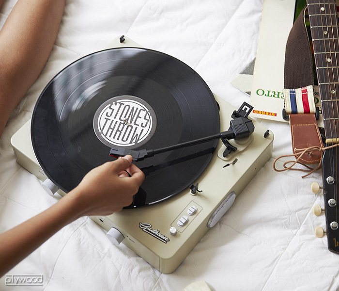 選べる特典付】bluetooth レコードプレーヤー スピーカー内蔵 BRAD RETRO RECORD PLAYER ブラッド レトロレコードプレイヤー  :06339004:plywood 通販 