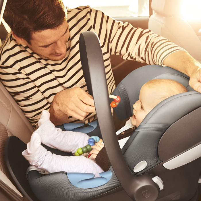 サイベックス チャイルドシート ベビーシート 新生児 isofix 本体