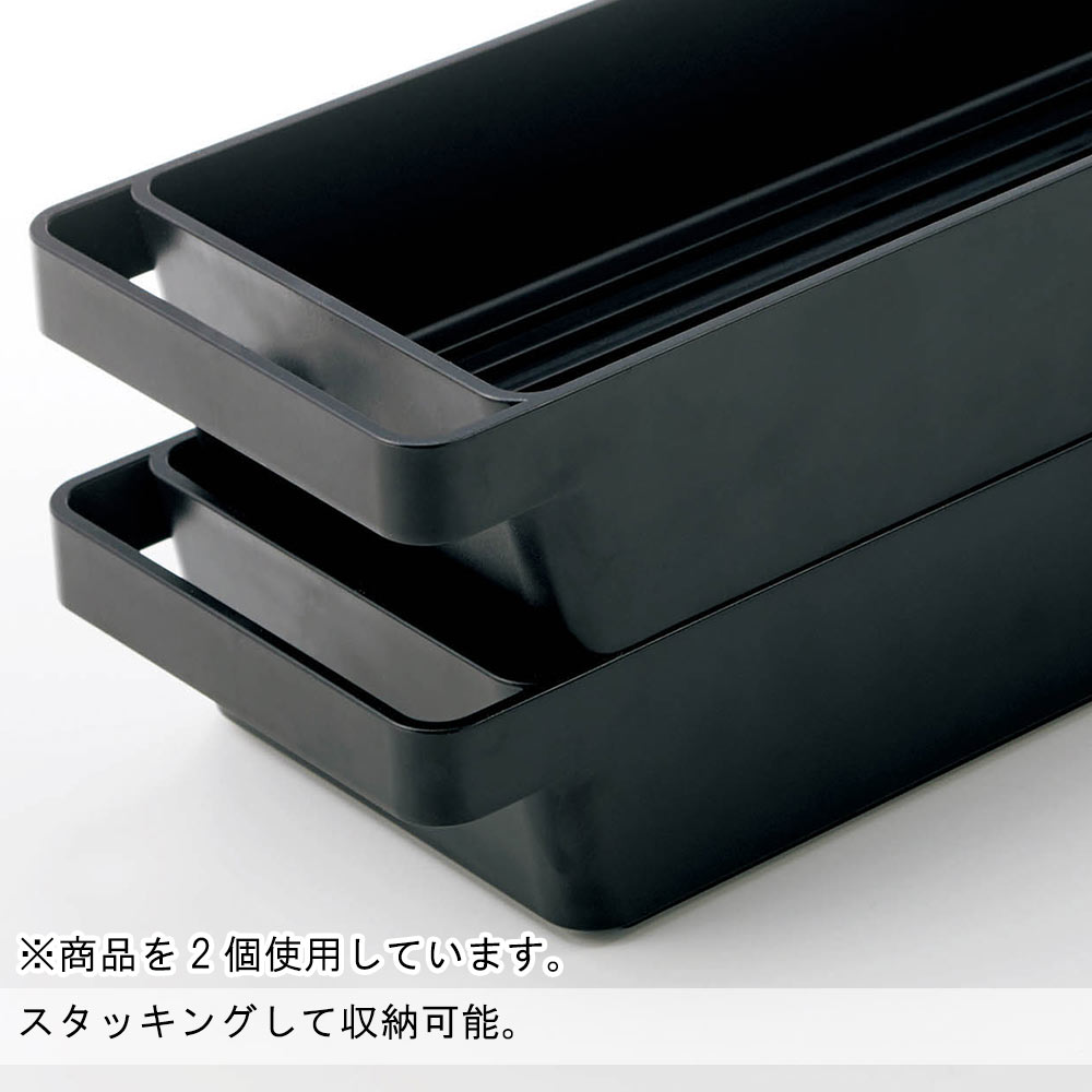 スタッキングして収納可能。