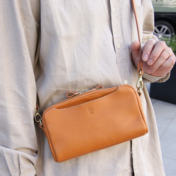 PORCO ROSSO（ポルコロッソ） クラッチバッグ ショルダーバッグ