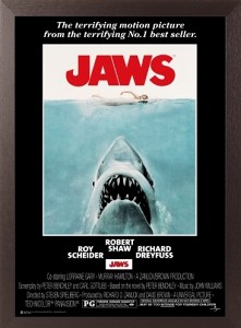 スピルバーグ監督が描くサメの恐怖映画のポスター