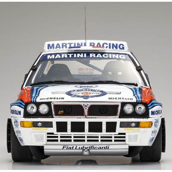 京商 1/18 ランチア デルタ HF インテグラーレ エヴォルツィオーネ No