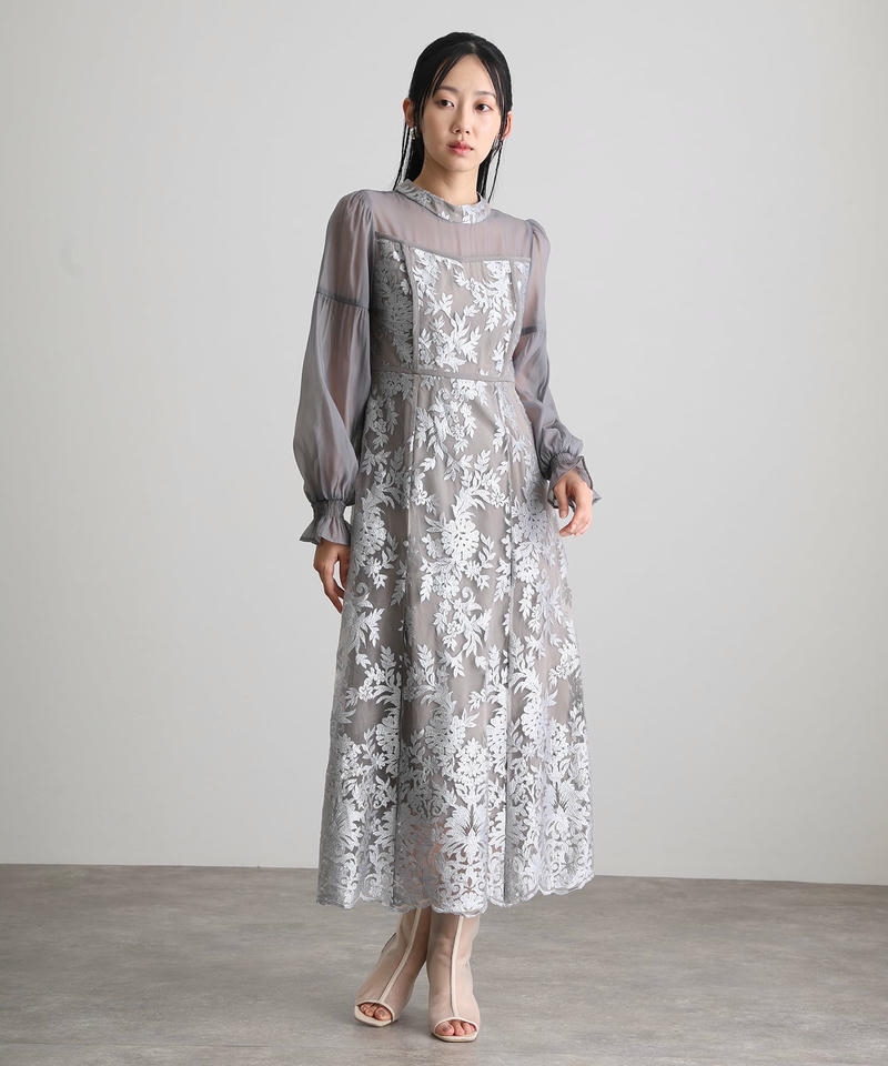 atlo（アトロ） キャンディスリーブ 刺繍 パーティードレス