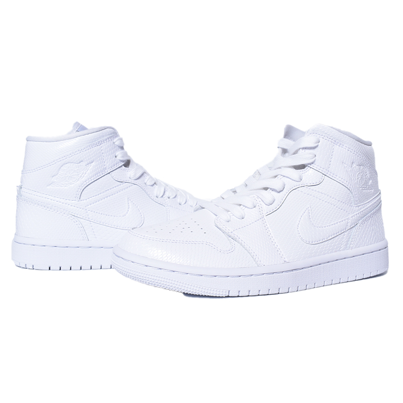 jordan 1 triple white mujer