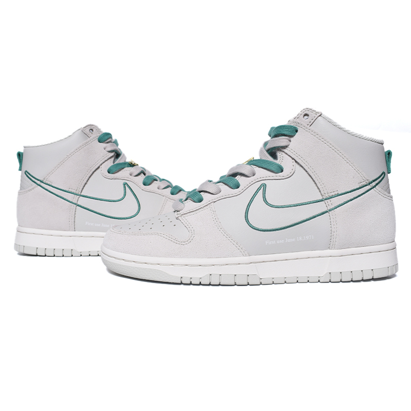 NIKE DUNK HI SE 