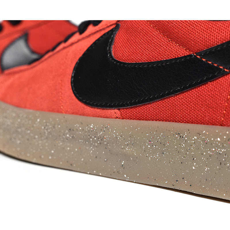 NIKE SB ZOOM BLAZER LOW PRO GT 