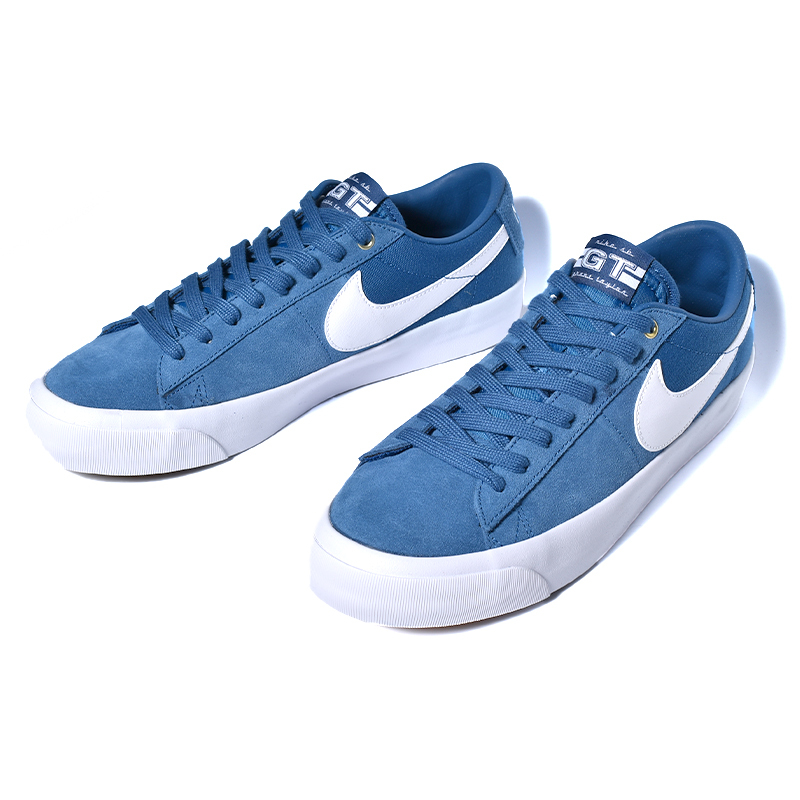 日本未発売 NIKE SB ZOOM BLAZER LOW PRO GT 