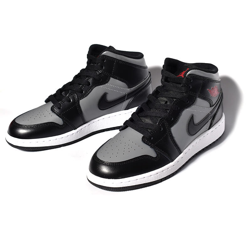 NIKE WMNS AIR JORDAN 1 MID 