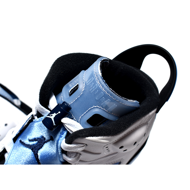 NIKE AIR JORDAN 6 RETRO 