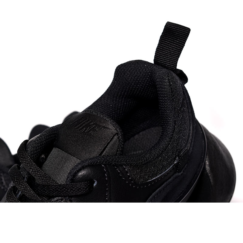 NIKE WMNS RYZ 365 II 