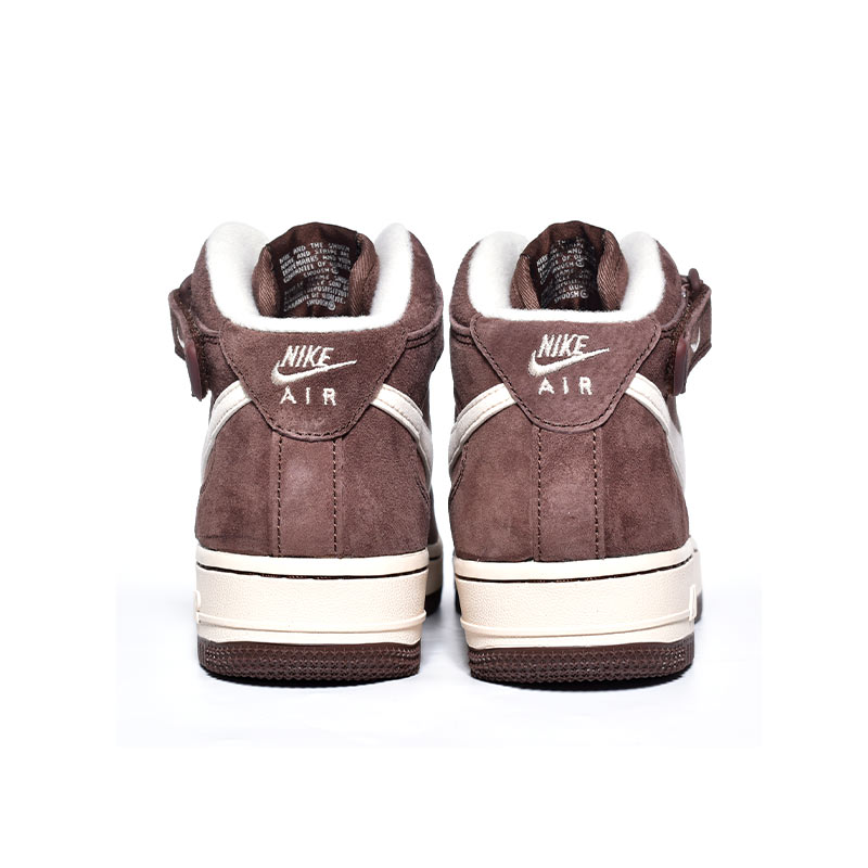 未使用 送料込 NIKE AIR FORCE 1 MID '07 QS チョコ NIKE AIR FORCE 1 MID '07 QS CHOCOLATE/CREAM 22SU-S（ナイキ