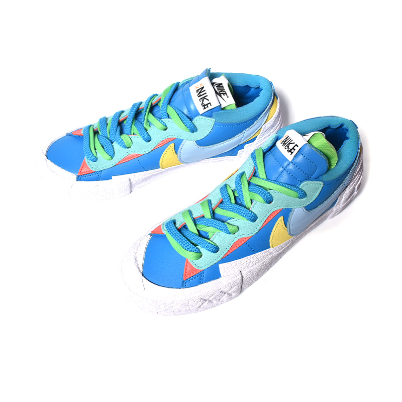 NIKE BLAZER LOW / SACAI KAWS 