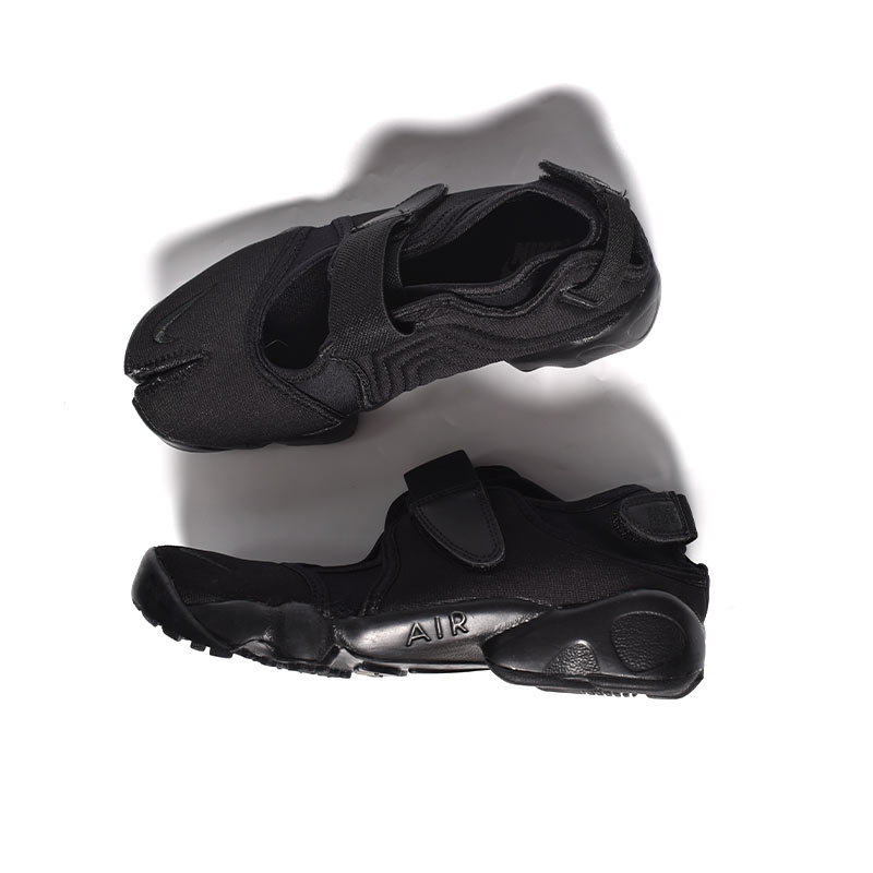NIKE WMNS AIR RIFT ”TRIPLE BLACK” ナイキ ウィメンズ