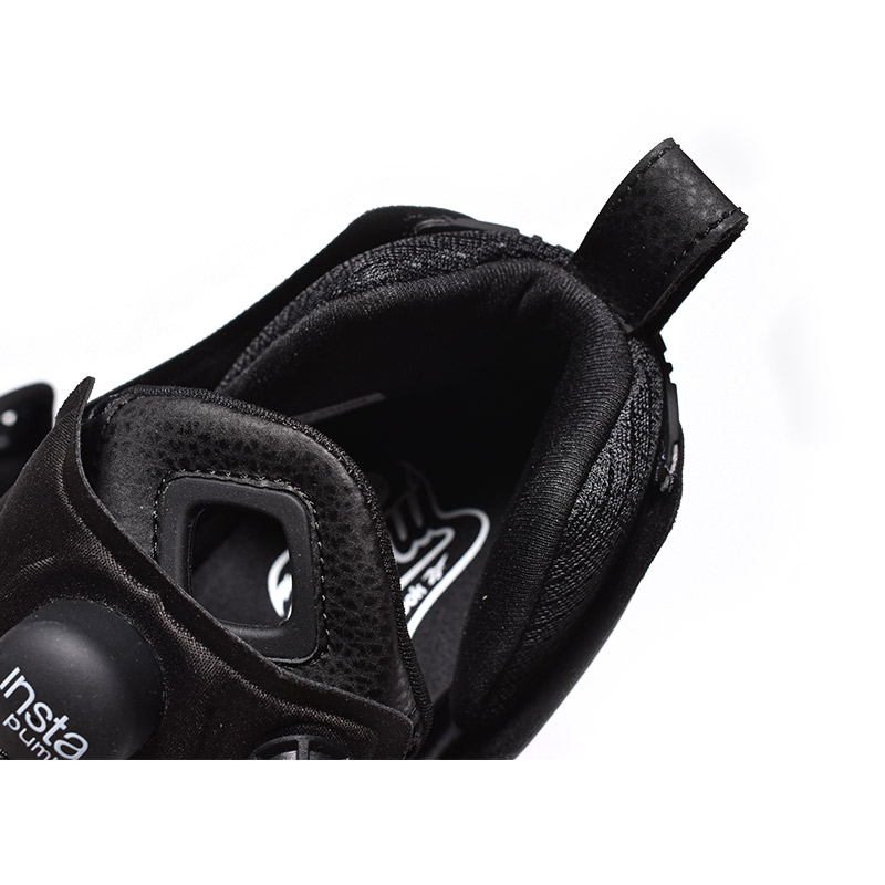 Reebok REEBOK INSTAPUMP FURY 95 ”BLACK WHITE” リーボック