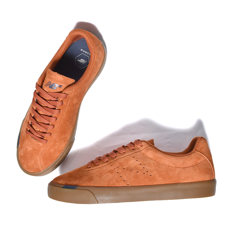 New Balance / ライト ストリング ジム色 New Balance 日本未発売 NEW BALANCE NUMERIC NM22WHT ”ORANGE