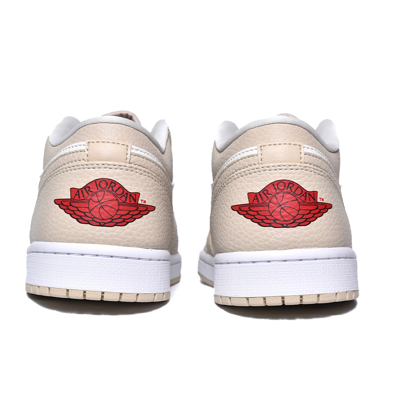 再値下げしました　Air Jordan ローカットシューズ ホワイト/ベージュ エア ジョーダン 1 ロー SE DZ4130-201 ホワイト/ベージュ/黒