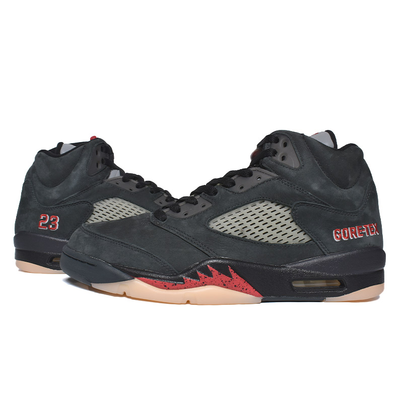NIKE WMNS AIR JORDAN 5 RETRO GTX 