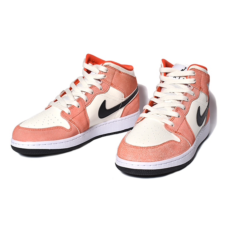 NIKE エアジョーダン 1 MID SE GS オレンジスウェード NIKE AIR JORDAN 1 MID SE GS 