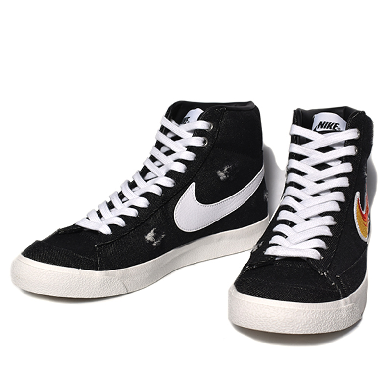 NIKE 日本未発売 BLAZER MID '77 VNTG 